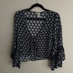 Charlotte Russe blue floral tie-front blouse - Women’s, size XS.